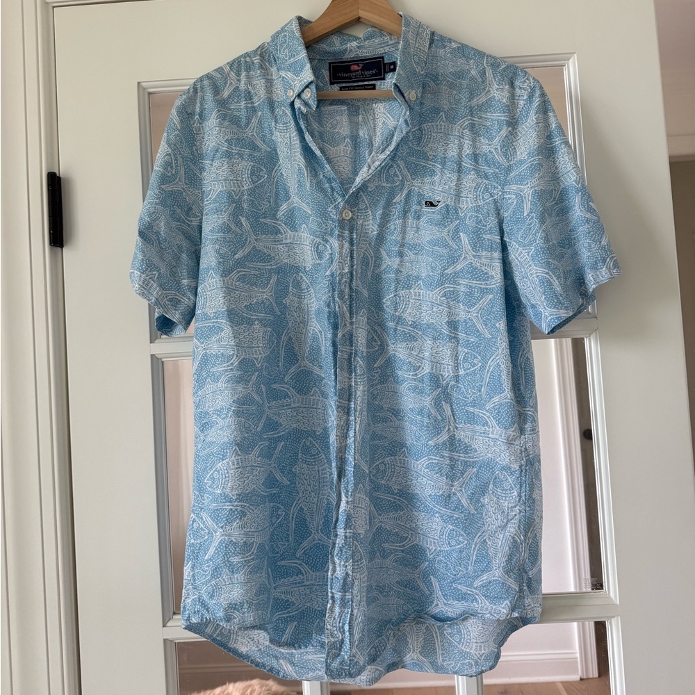 Vineyard Vines Blue Casual Button Down Shirt with Paisley Pattern